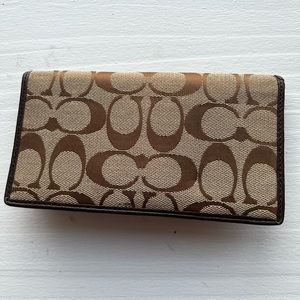 Coach checkbook folio